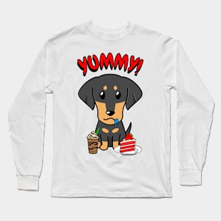 Cute dachshund dog is having coffee and cake Long Sleeve T-Shirt